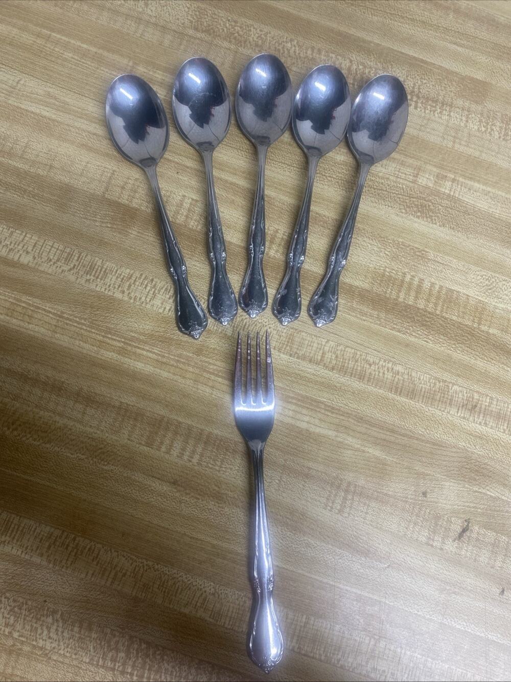 6 Piece International Silver VICTORIAN CHARM Stainless USA Flatware Set